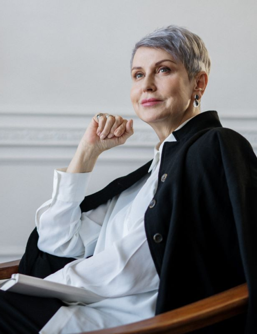 Elise Amar